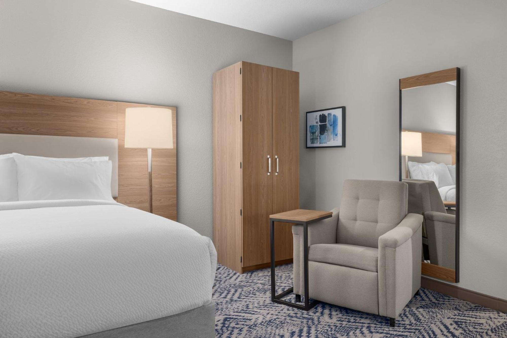 Candlewood Suites Alexandria By Ihg Εξωτερικό φωτογραφία