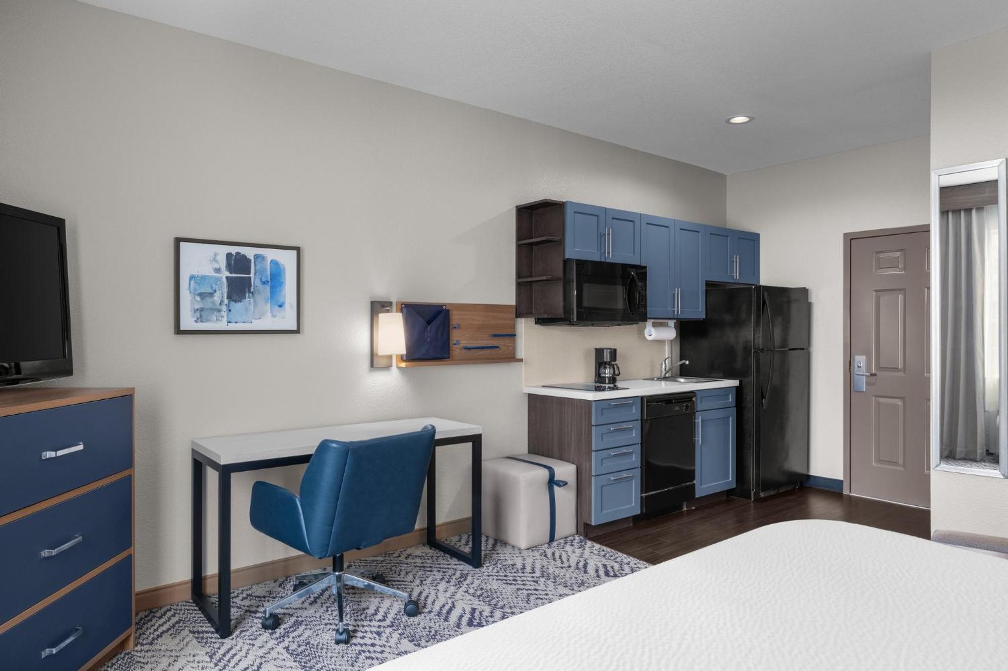 Candlewood Suites Alexandria By Ihg Εξωτερικό φωτογραφία